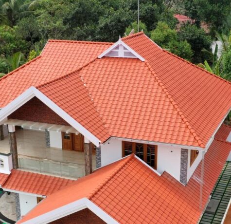 Infographic showing the 15 key benefits of UPVC roofing sheets, including heat insulation, waterproof protection, corrosion resistance, UV resistance, energy efficiency, and long-lasting durability for industrial, commercial, and residential buildings.